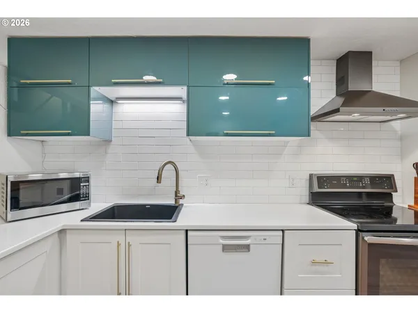 $300,000 | 14946 Southwest 109th Avenue, Portland, OR 97224