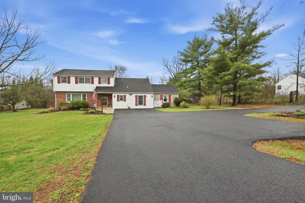 $610,000 | 2232 Swamp Road, Fountainville, PA 18923