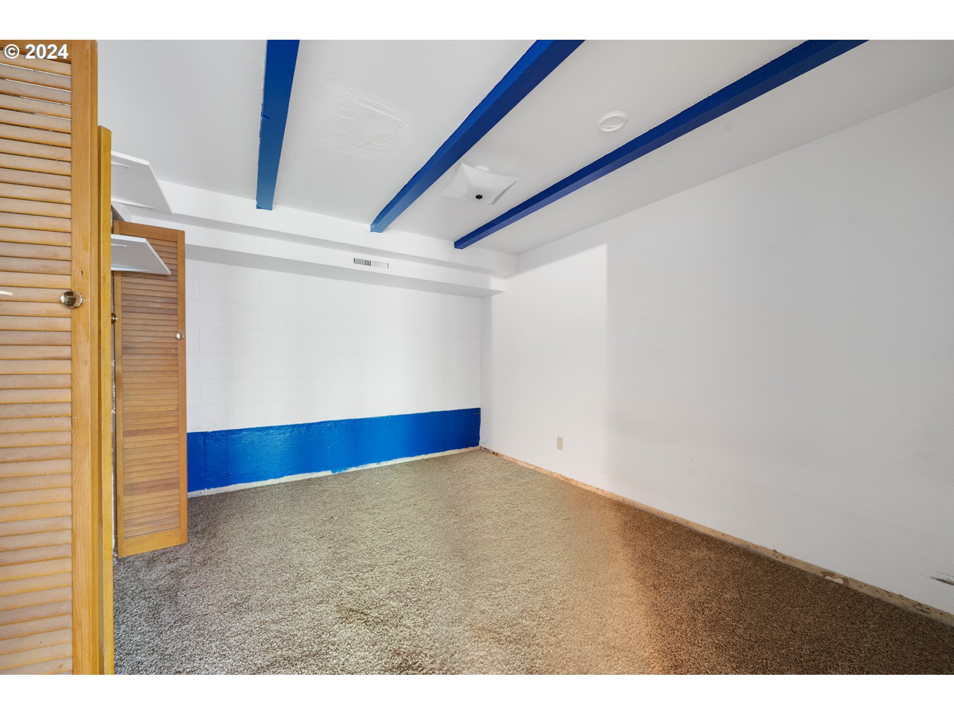 15555 Trask River Road Tillamook, OR 97141 - Photo 24 of 30 a view of an empty room
