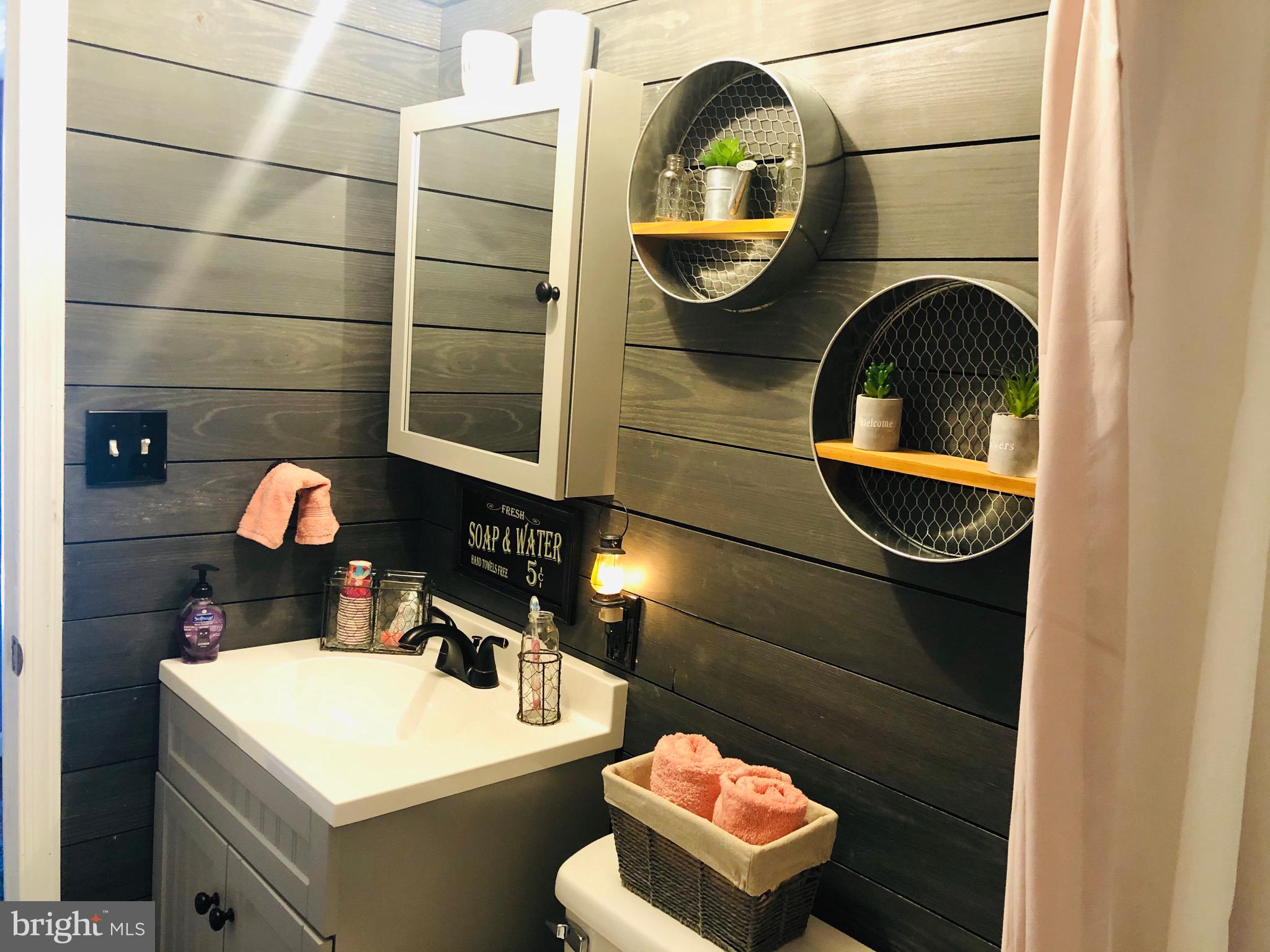 7810 Clark Road, Unit A17 Jessup, MD 20794 - Photo 8 of 32 Magnolia style :)