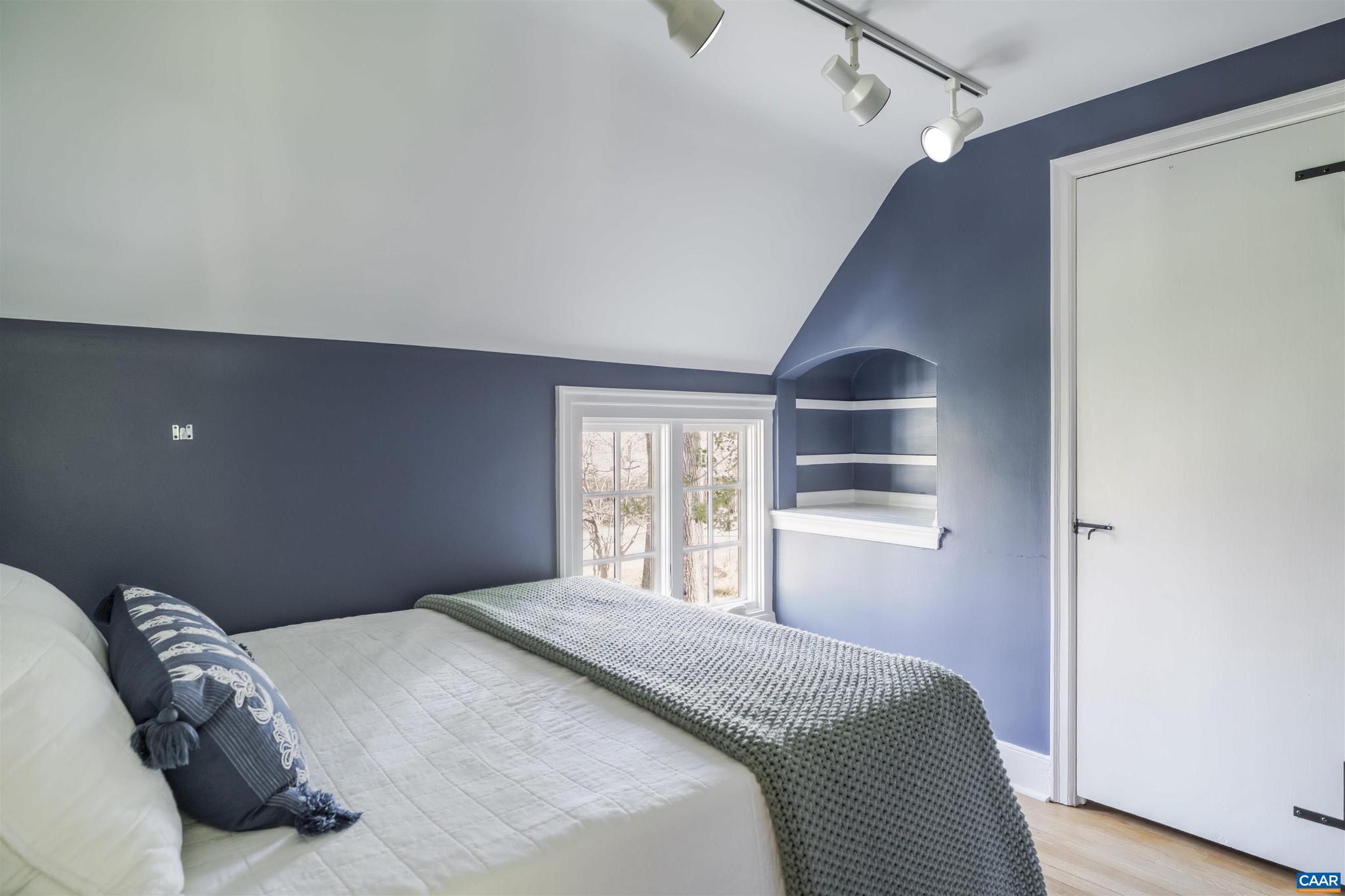 1504 Rutledge Avenue Charlottesville, VA 22903 - Photo 21 of 41