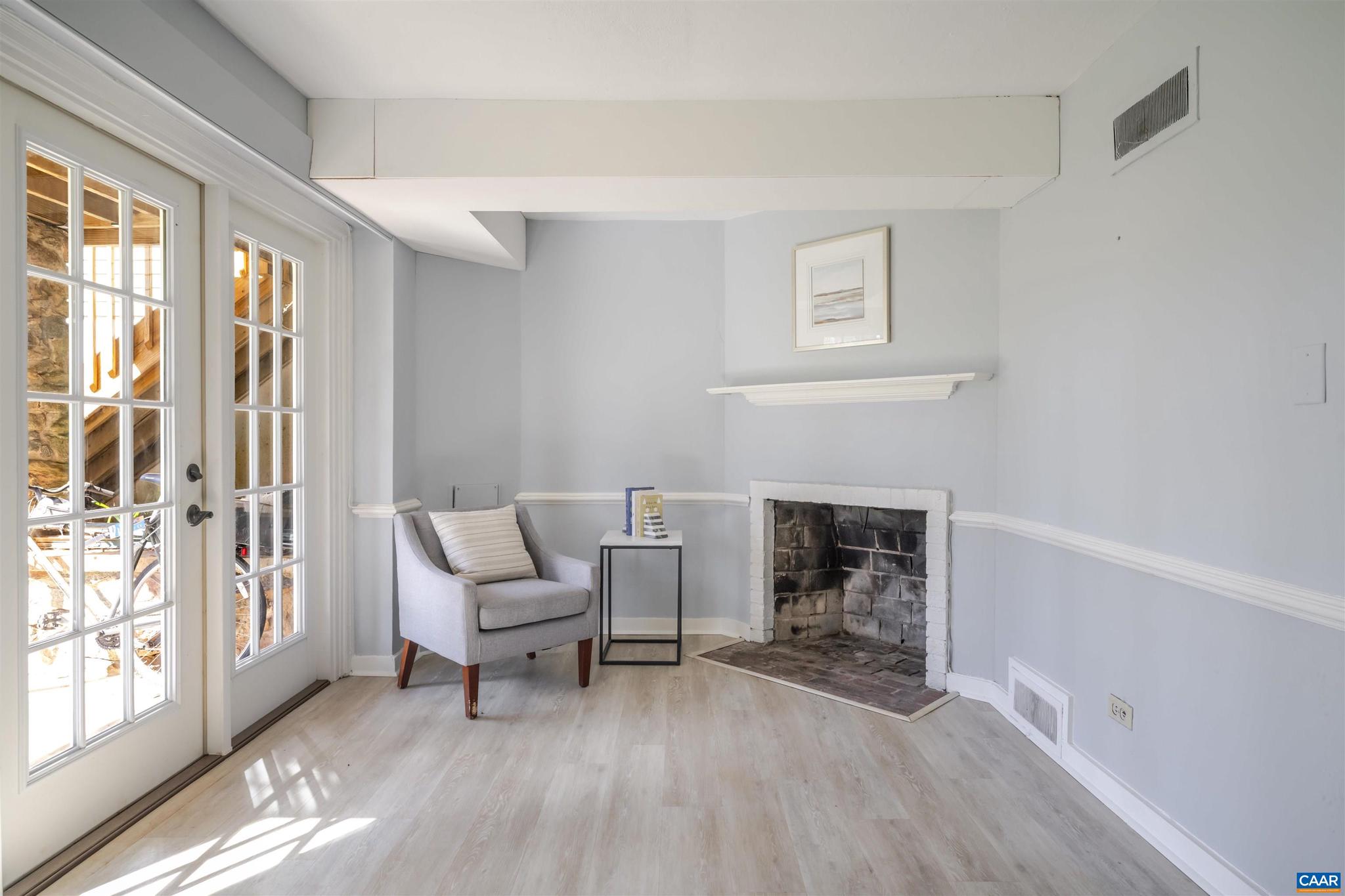 1504 Rutledge Avenue Charlottesville, VA 22903 - Photo 23 of 41