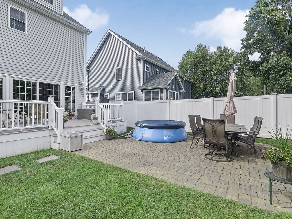 43 Canterbury Road Waltham, MA 02453 - Photo 30 of 35 Gallery Image 30