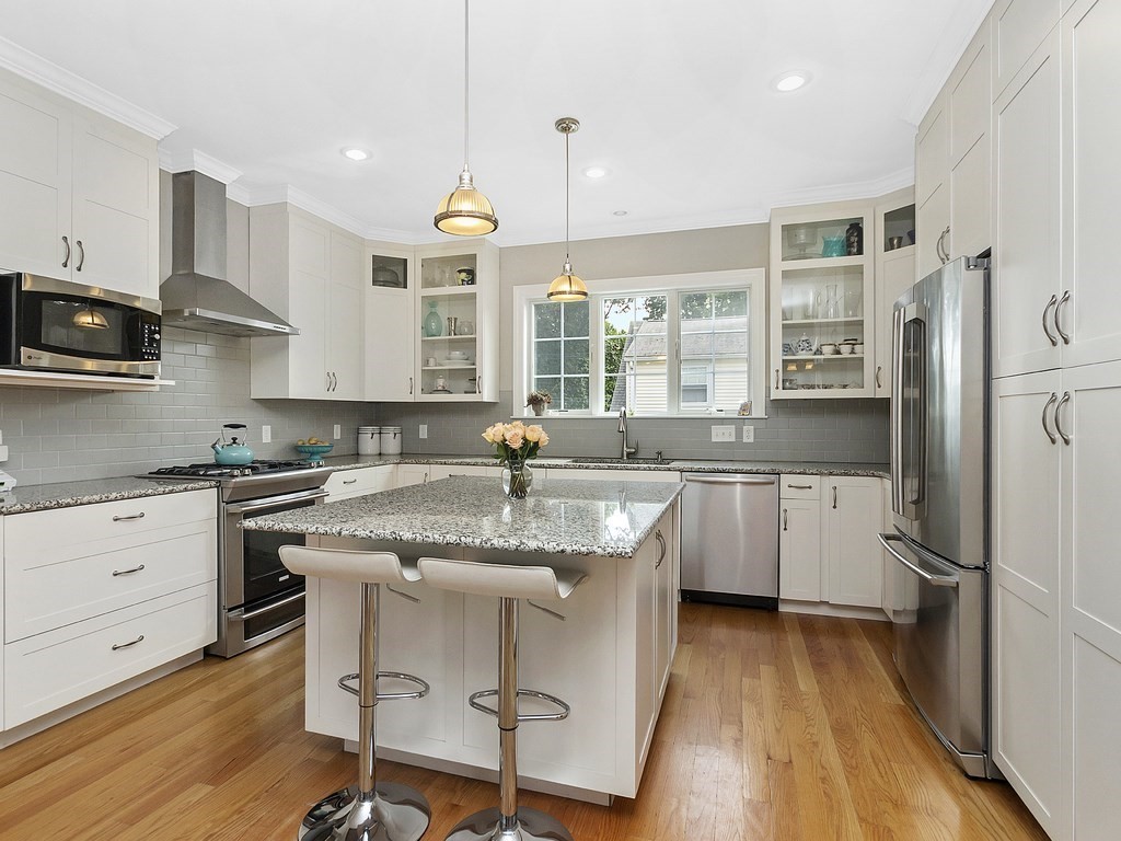 43 Canterbury Road Waltham, MA 02453 - Photo 3 of 35 Gallery Image 3