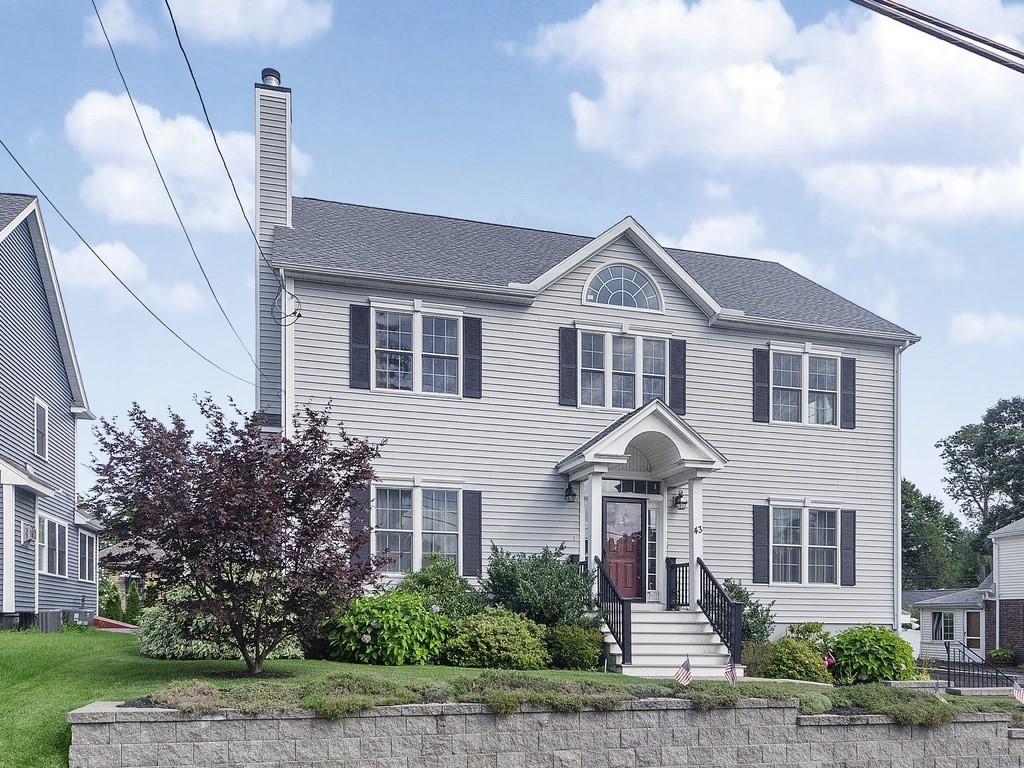 43 Canterbury Road Waltham, MA 02453 - Photo 34 of 35 Gallery Image 34