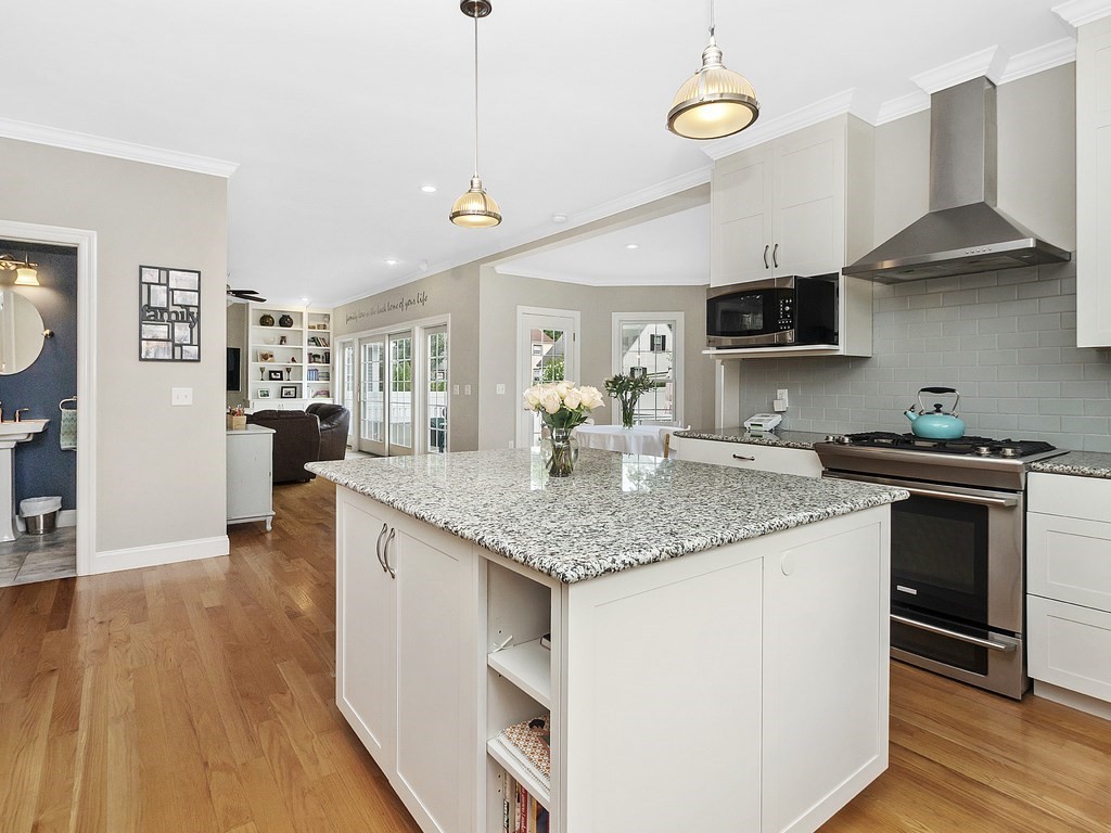 43 Canterbury Road Waltham, MA 02453 - Photo 7 of 35 Gallery Image 7