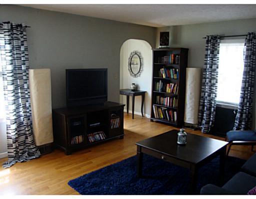 1747 Pembrook Road Springfield, OH 45504 - Photo 4 of 20