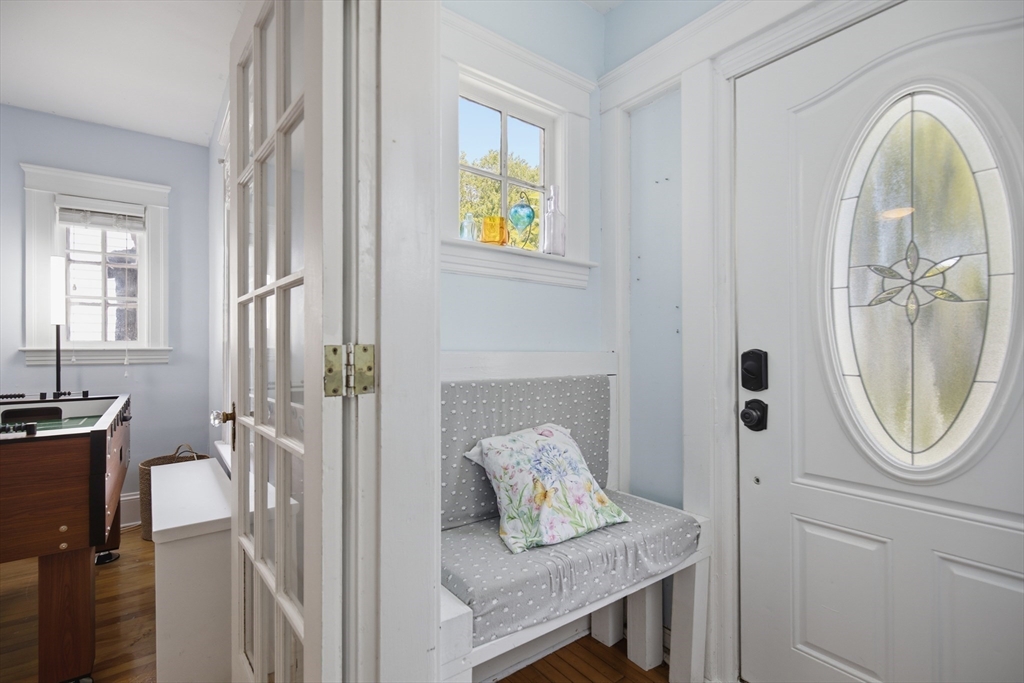52 Eagle Road Worcester, MA 01605 - Photo 8 of 42
