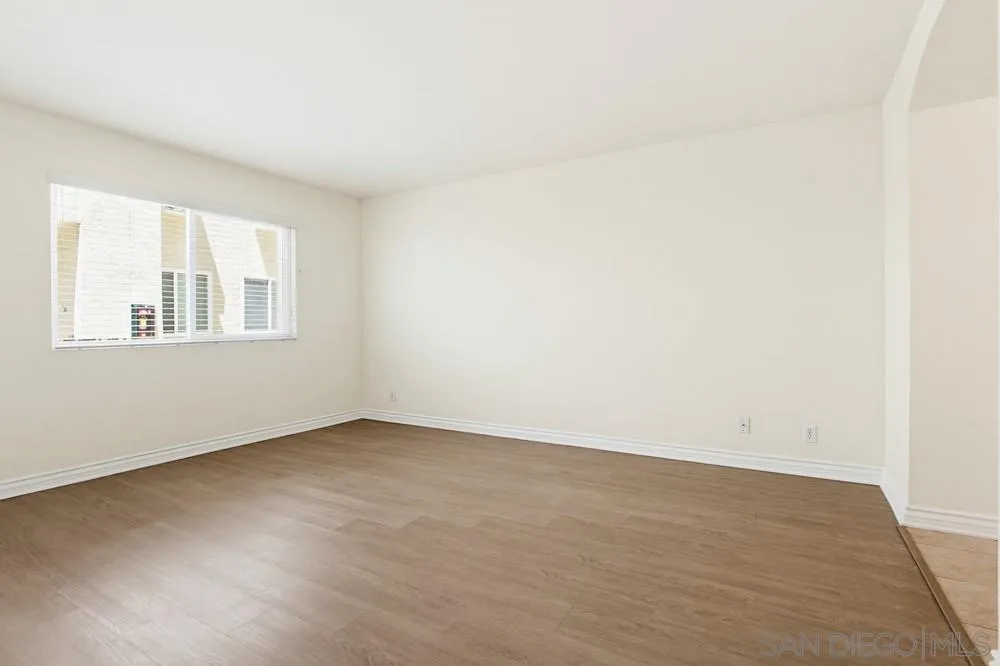 9939 Erma Road, Unit 103 San Diego, CA 92131 - Photo 20 of 40