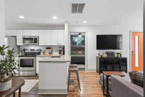 $325,000 | 204 B Lutie Street, Nashville, TN 37210