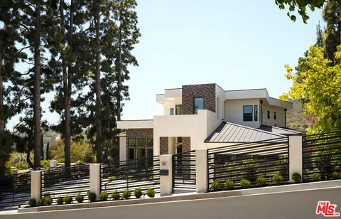 $6,395,000 | 1367 Casiano Road, Los Angeles, CA 90049