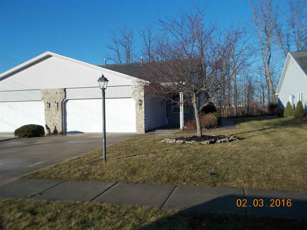 1005 Woodridge Drive Decatur, IN 46733 - Photo 1 of 19