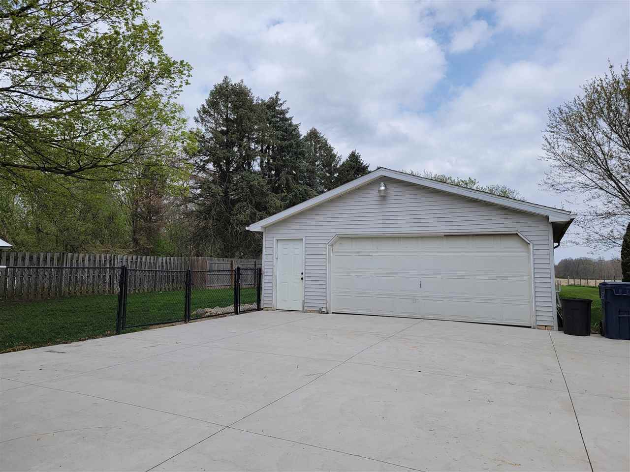 5250 West Frances Road Clio, MI 48420 - Photo 18 of 28 50073697-17.JPG