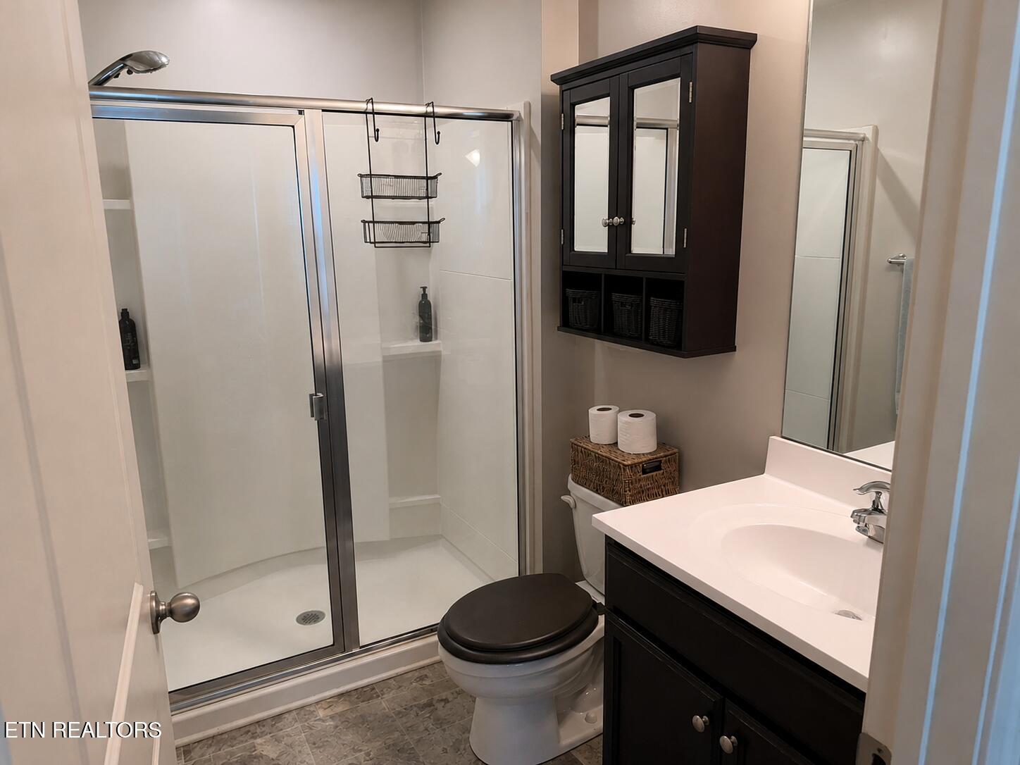 9443 Avian Forest Lane Heiskell, TN 37754 - Photo 26 of 28 Master Bath