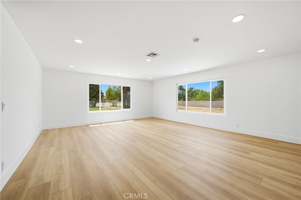 20950 Warren Road Perris, CA 92570 - Photo 11 of 33