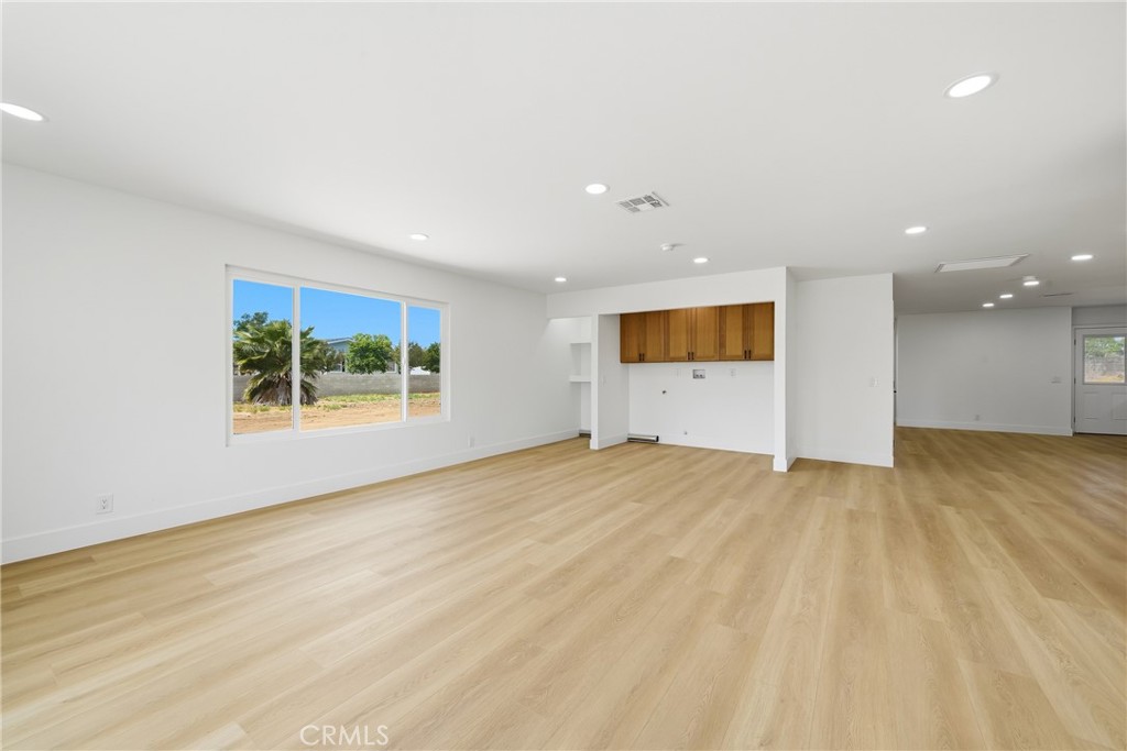 20950 Warren Road Perris, CA 92570 - Photo 12 of 33