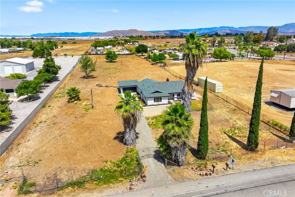 20950 Warren Road Perris, CA 92570 - Photo 2 of 33