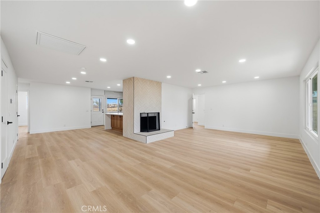 20950 Warren Road Perris, CA 92570 - Photo 7 of 33