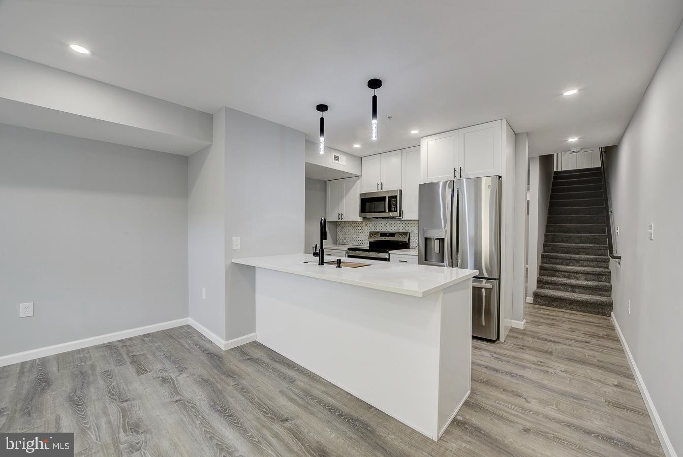 832 19th Street Northeast, Unit A Washington, DC 20002 - Photo 4 of 19