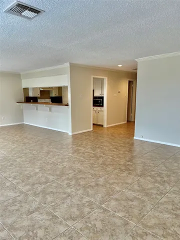 $1,850 | 21 April Hill, Conroe, TX 77356