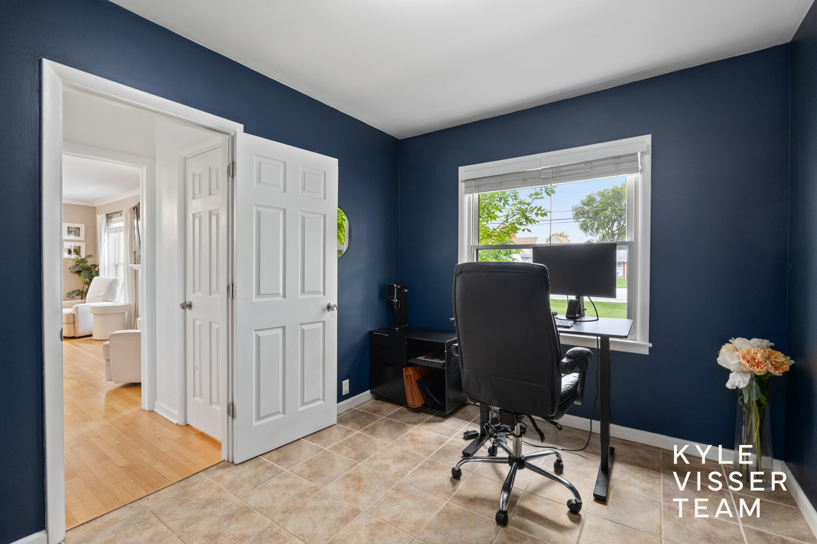3030 Cascade Road Southeast Grand Rapids, MI 49506 - Photo 11 of 53 Office