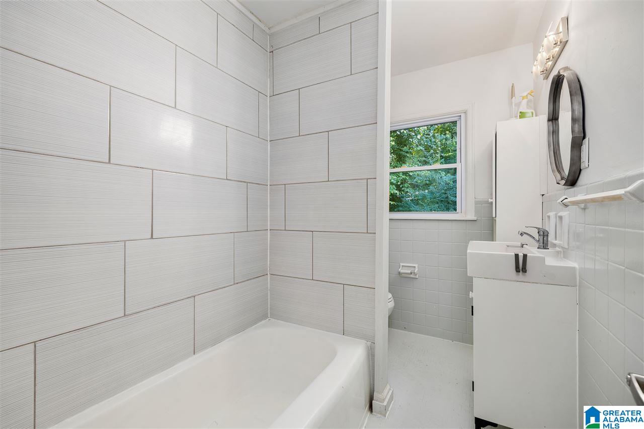 2241 Rocky Ridge Road Birmingham, AL 35216 - Photo 20 of 27