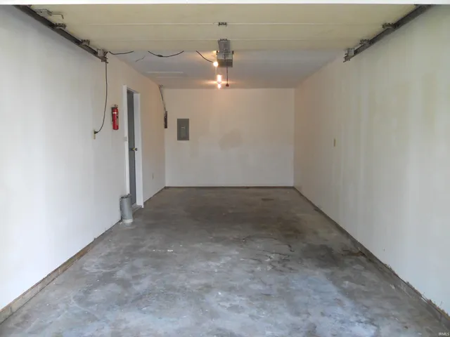 $235,000 | 392 South Cedar Drive, Ellettsville, IN 47429