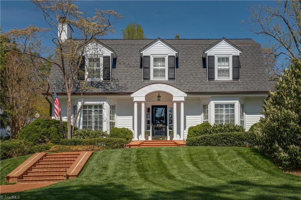 902 Nottingham Road Greensboro, NC 27408 - Photo 2 of 30 Gallery Image 2