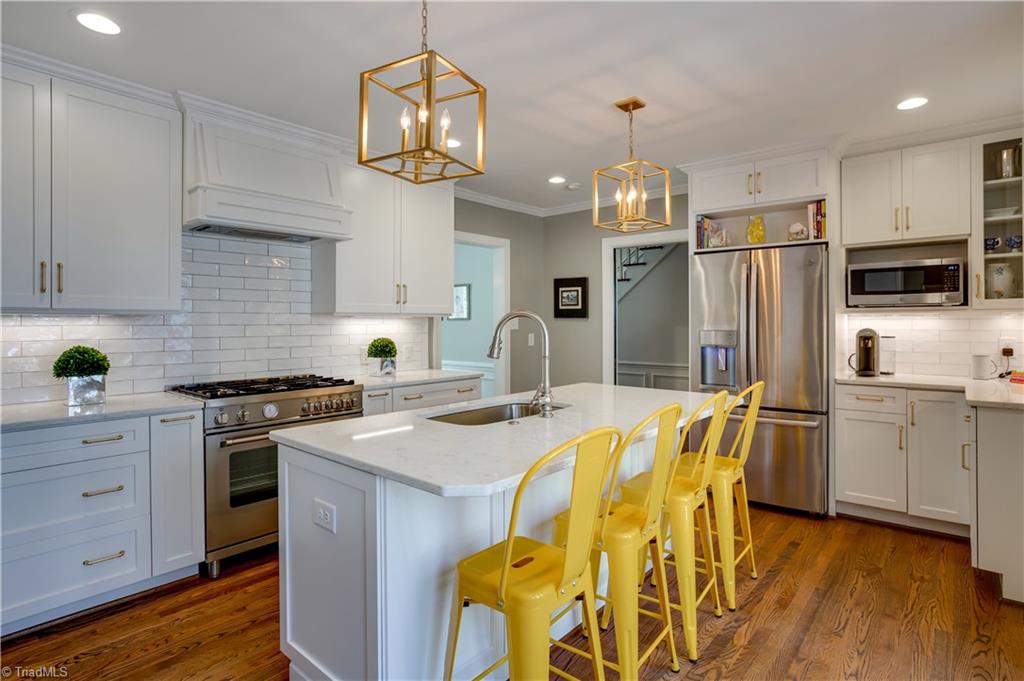 902 Nottingham Road Greensboro, NC 27408 - Photo 13 of 30 Gallery Image 13