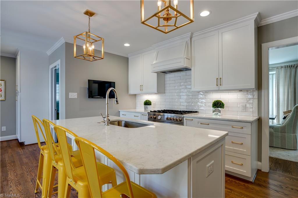 902 Nottingham Road Greensboro, NC 27408 - Photo 15 of 30 Gallery Image 15