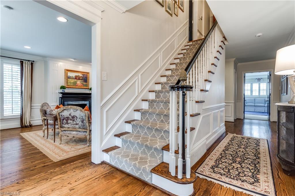 902 Nottingham Road Greensboro, NC 27408 - Photo 4 of 30 Gallery Image 4