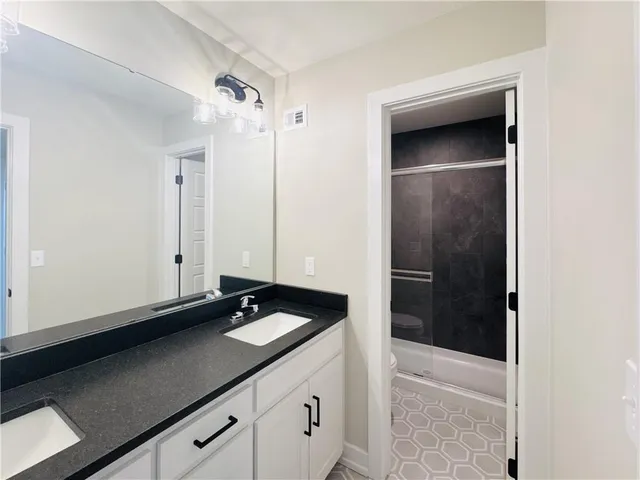 $699,900 | 12585 North Beacon Court, Platte City, MO 64079