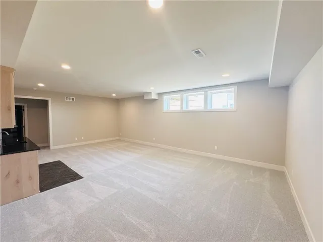 $699,900 | 12585 North Beacon Court, Platte City, MO 64079