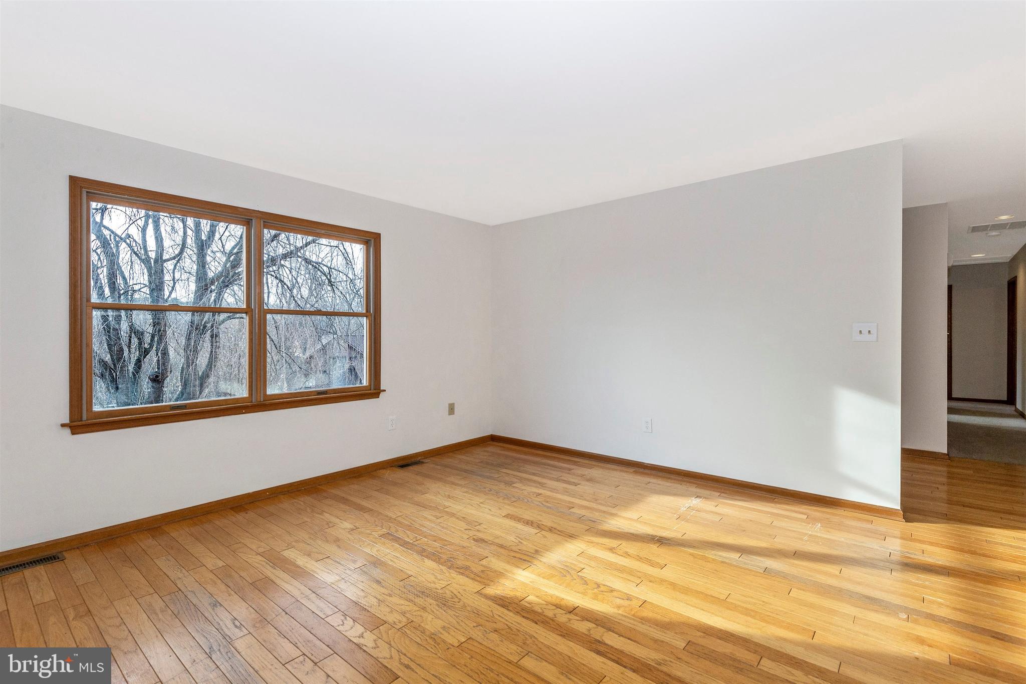 6915 Fox Chase Road New Market, MD 21774 - Photo 31 of 56 So much light through these large windows