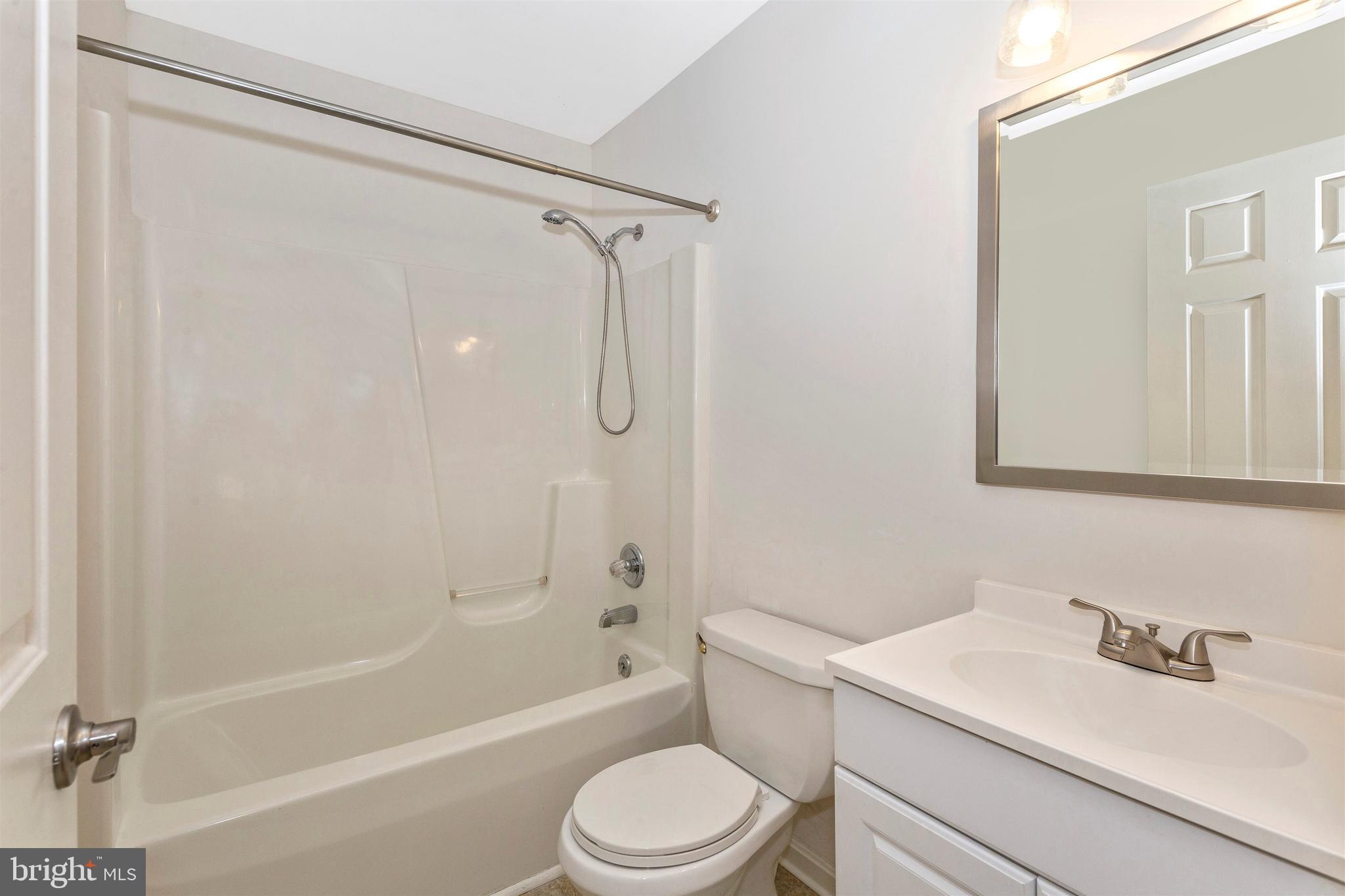 6915 Fox Chase Road New Market, MD 21774 - Photo 44 of 56 Main level full bath
