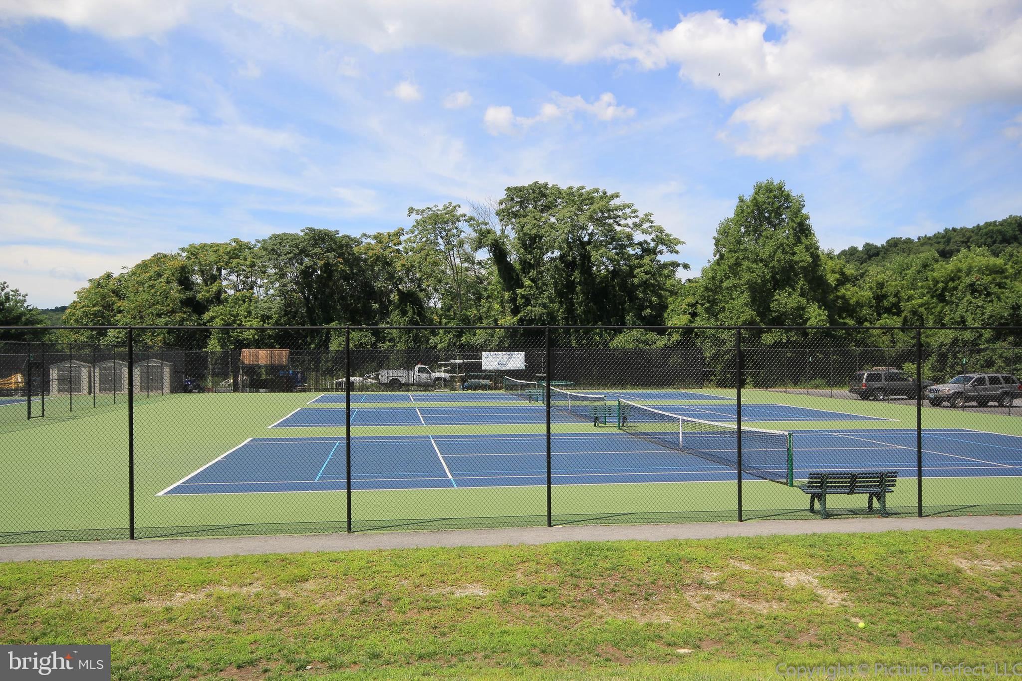 6915 Fox Chase Road New Market, MD 21774 - Photo 54 of 56 Tennis