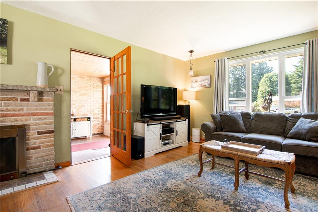 118 Oak Hills Manor Butler, PA 16002 - Photo 2 of 22