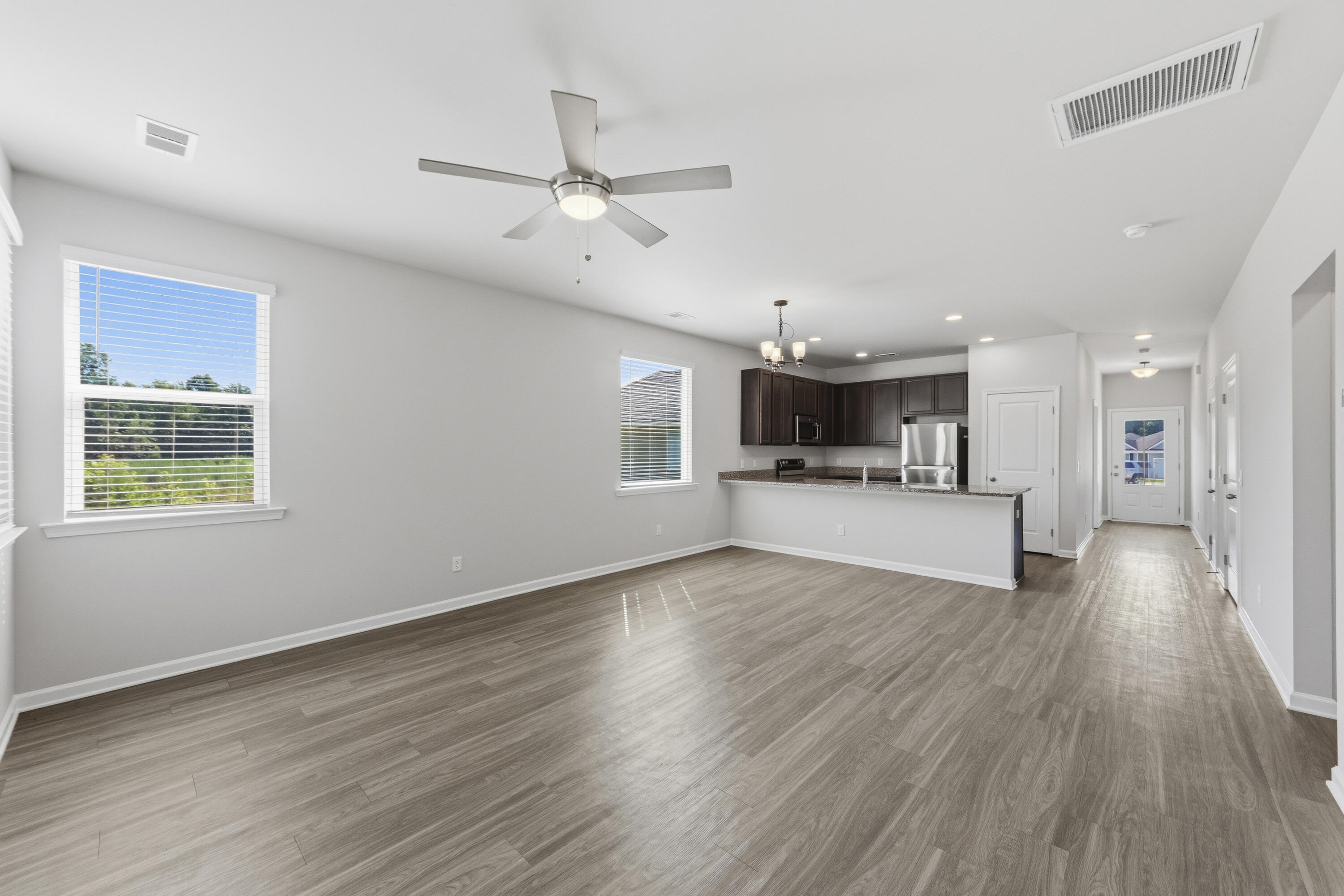 1330 Warrens Way Manning, SC 29102 - Photo 6 of 26 _01A8815