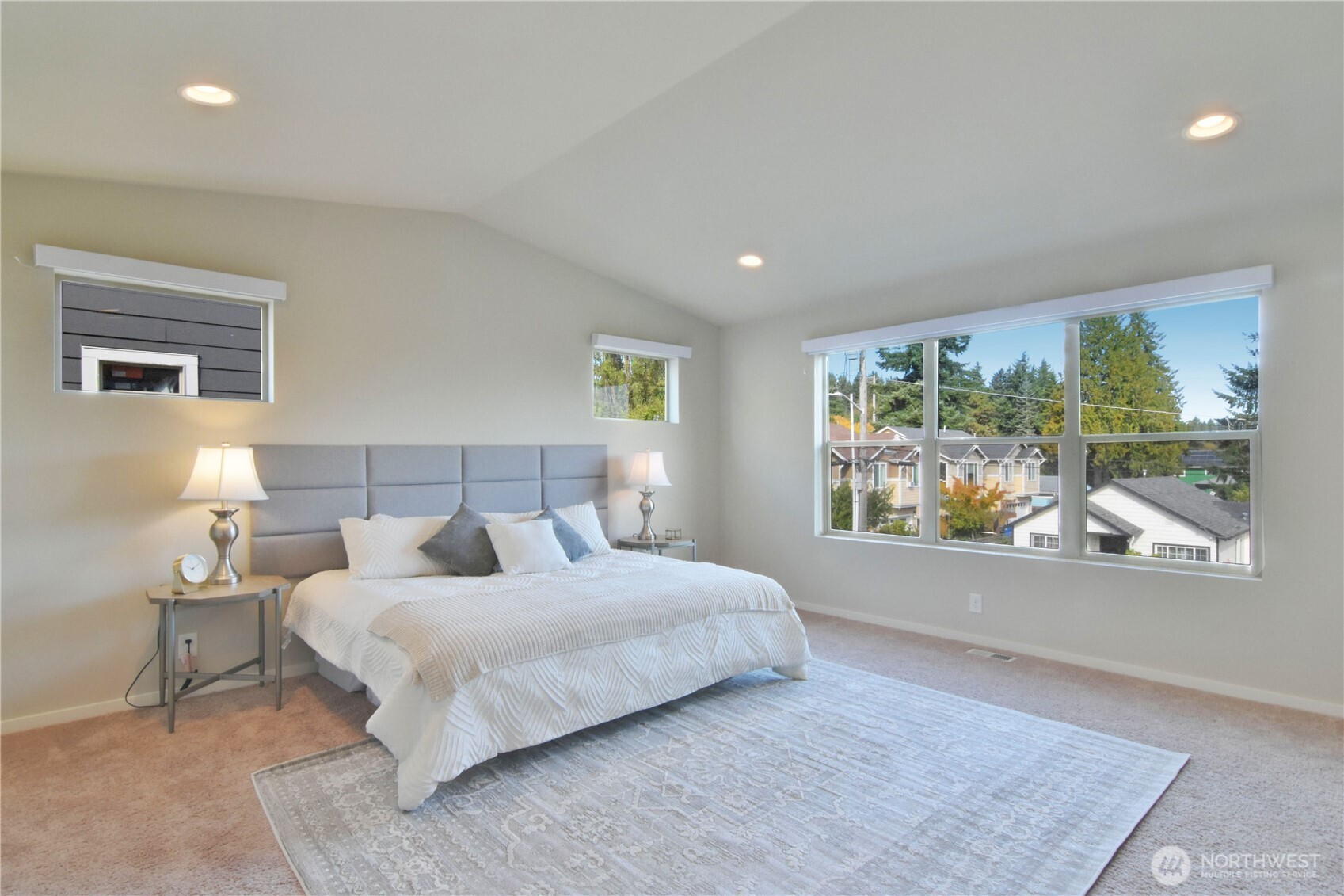 218 Southwest 96th Lane Seattle, WA 98106 - Photo 12 of 27