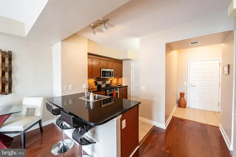$475,000 | 631 D Street Northwest, Unit 1231, Washington, DC 20004