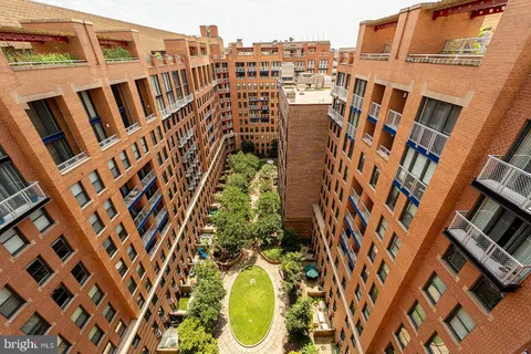 $475,000 | 631 D Street Northwest, Unit 1231, Washington, DC 20004