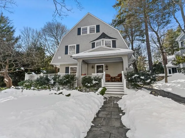 $2,450,000 | 40 Chestnut Street, Wellesley, MA 02481
