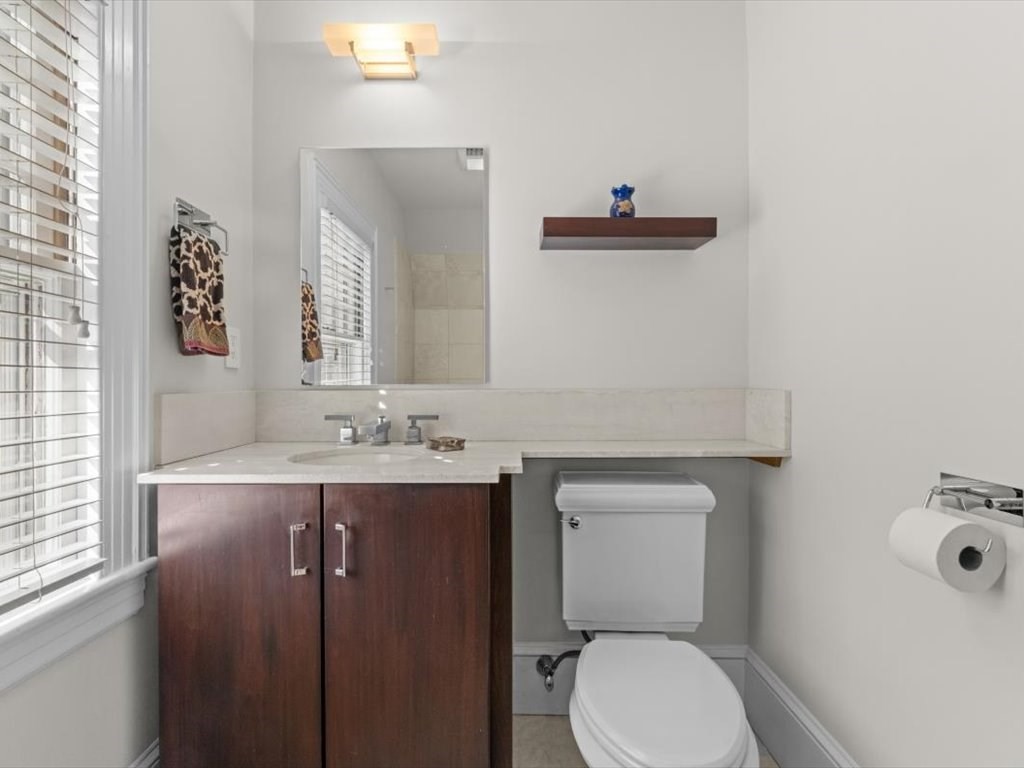 40 Chestnut Street Wellesley, MA 02481 - Photo 24 of 42