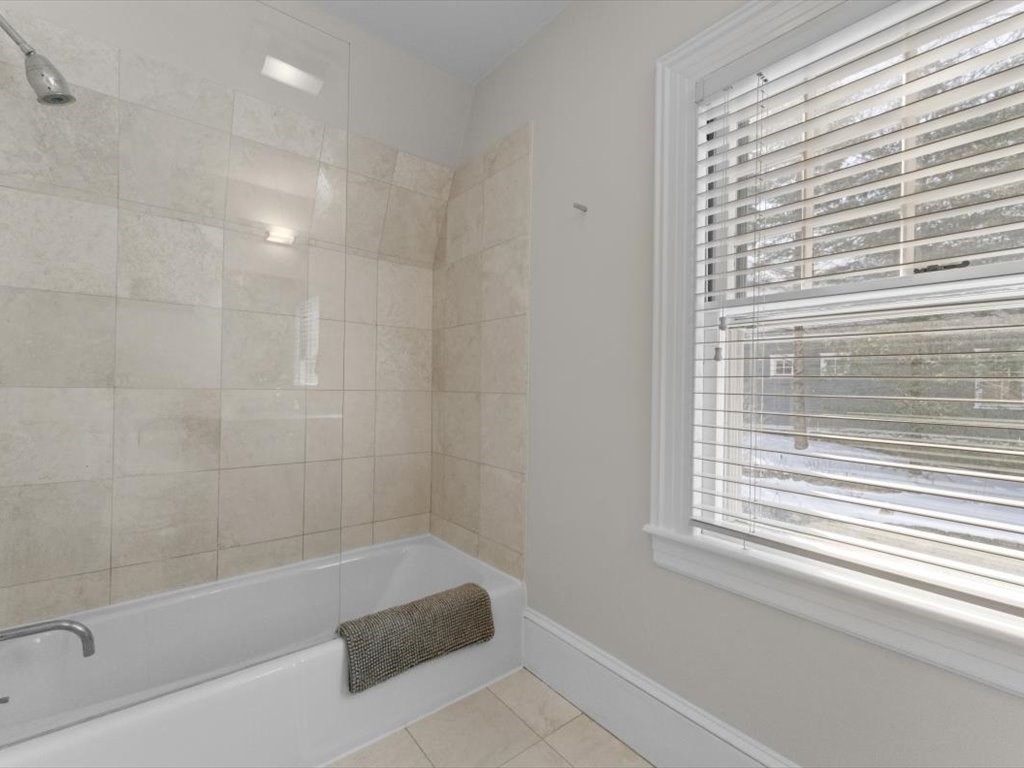 40 Chestnut Street Wellesley, MA 02481 - Photo 25 of 42