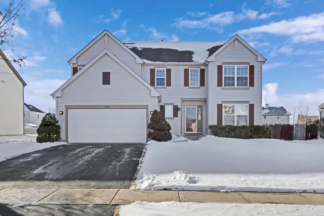 $440,000 | 1122 Waverly Drive, Lake Villa, IL 60046