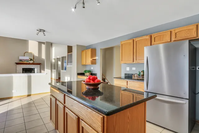 $440,000 | 1122 Waverly Drive, Lake Villa, IL 60046