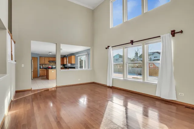 $440,000 | 1122 Waverly Drive, Lake Villa, IL 60046