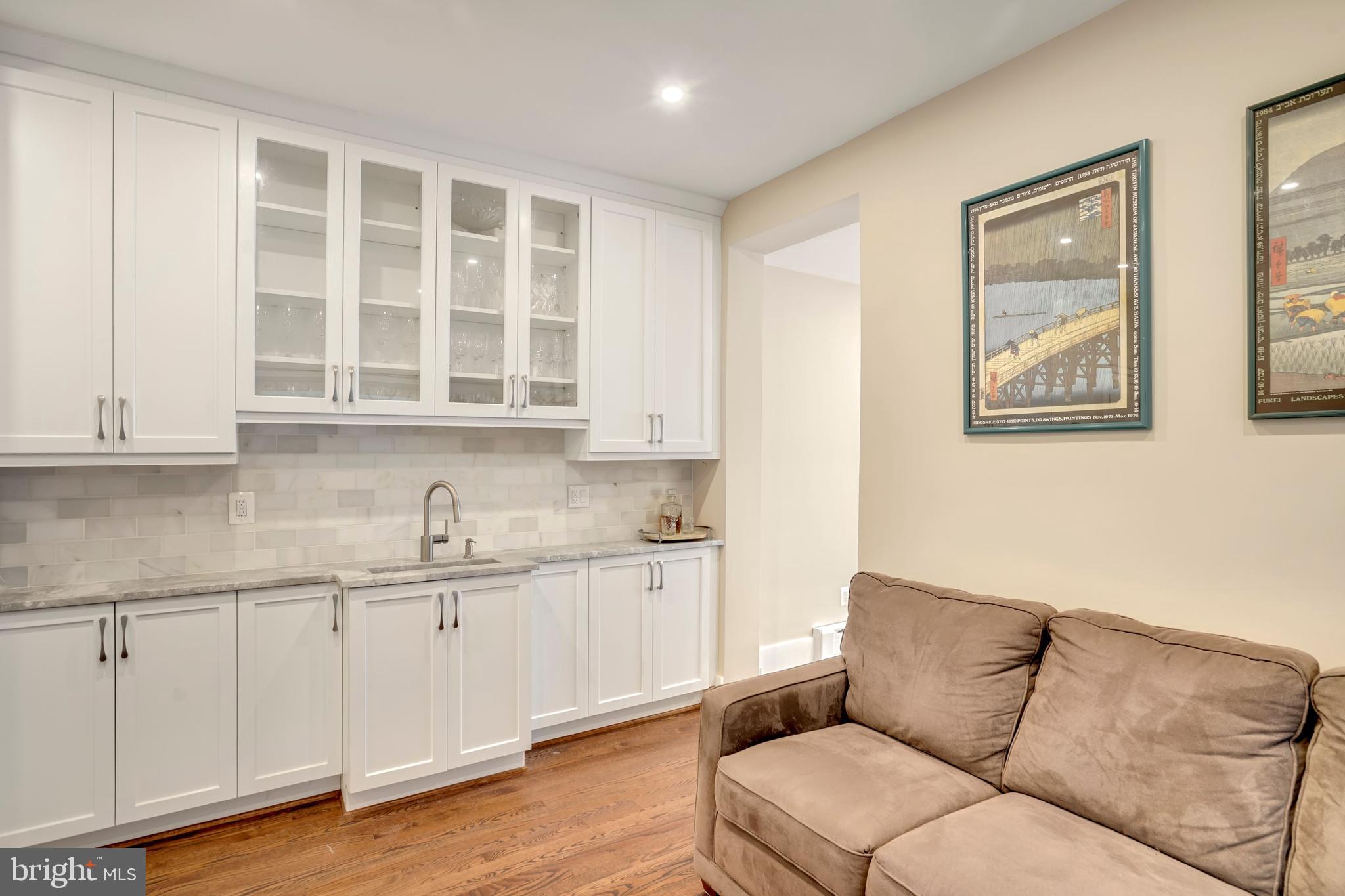 1513 Corcoran Street Northwest Washington, DC 20009 - Photo 11 of 34