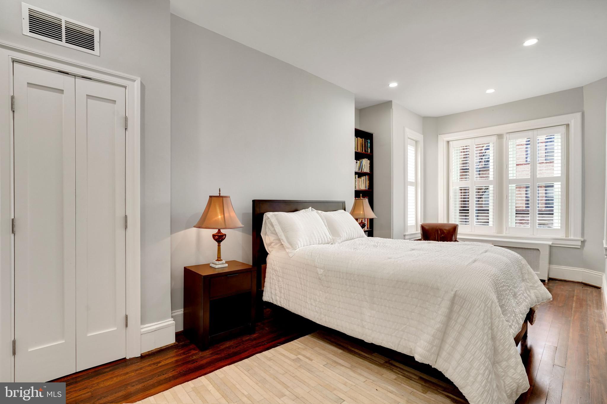 1513 Corcoran Street Northwest Washington, DC 20009 - Photo 14 of 34