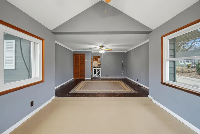 $209,000 | 513 1st Avenue, Dixon, IL 61021